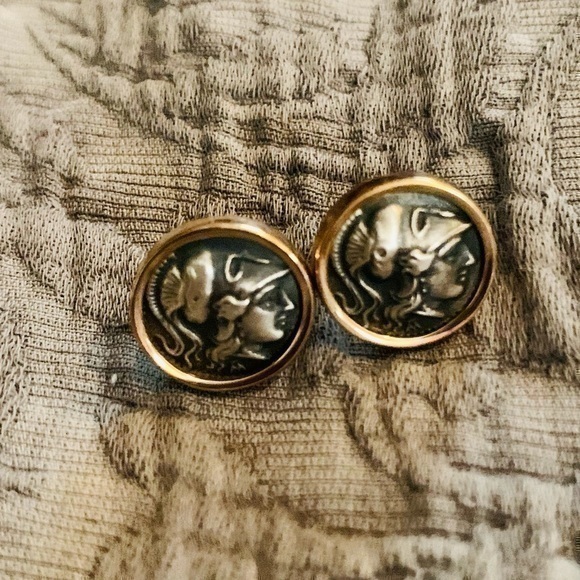 ✨Vintage Coin Earrings Studs ✨ - Picture 1 of 5